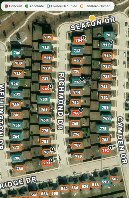 Curburb neighborhood map with resident reports pinned to individual homes